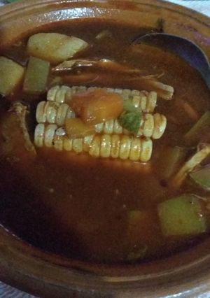 Una foto de Mole de olla con pollo