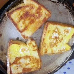 A picture of Bread Toast.