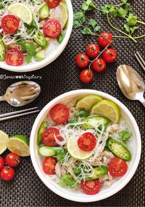 A picture of Thai Rice Noodles Soup.