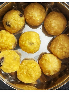 லட்டு (Ladoo recipe in tamil) செய்முறை முக்கிய புகைப்படம்