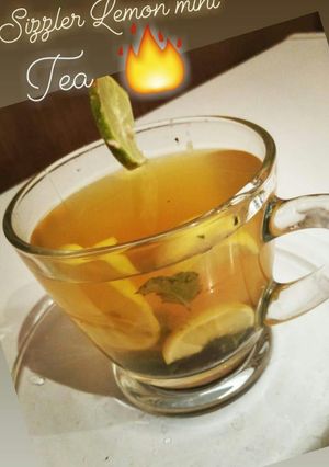 A picture of Sizzler Lemon mint Tea.