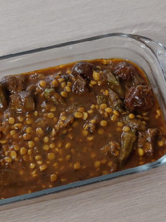 عکسی از دستور خورش قیمه با آلو و بامیه