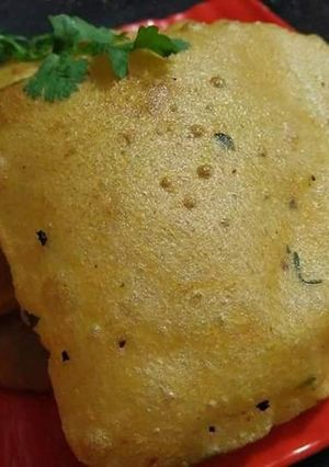 A picture of Aloo poori.