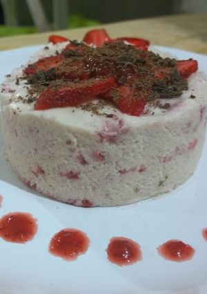 Una foto de Mousse de frutillas