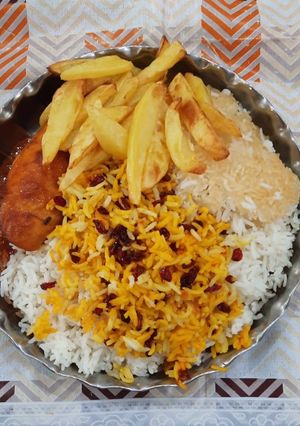 عکسی از دستور زرشک پلو با مرغ