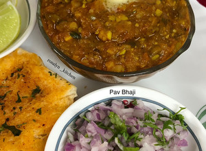 A picture of Pav Bhaji.