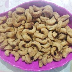 A picture of Namkeen Kaju.