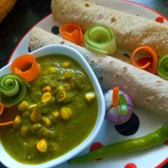 A picture of Corn palak sabji.