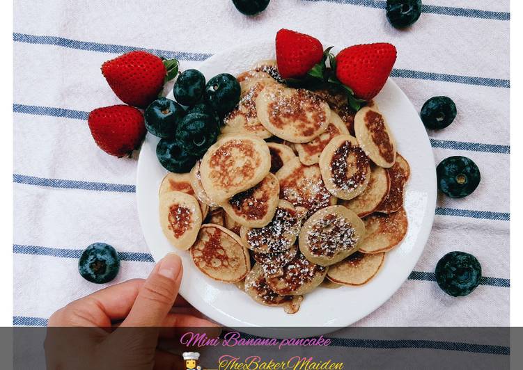 Recipe of Favorite Mini banana pancakes #sweet