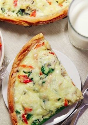 A picture of The Kish with chicken and spinach.