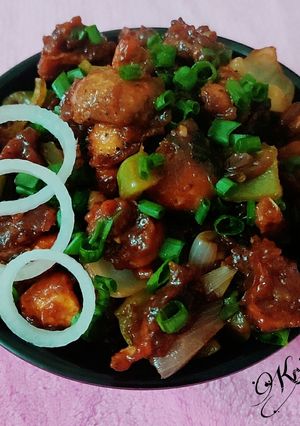 A picture of Mushroom chilli.
