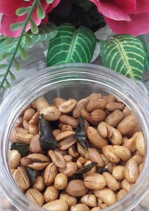 Foto resep Kacang goreng daun jeruk