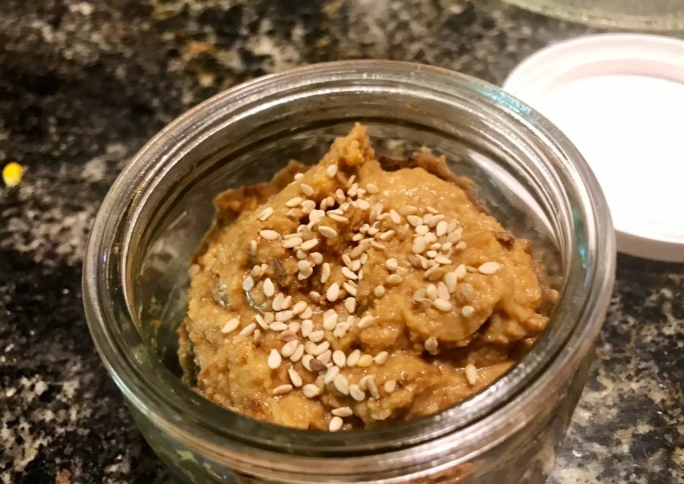 Hummus (garbanzos) con tomates secos