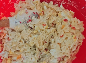 Una foto de Ensalada de lacitos con mayonesa!