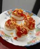 Huevos rellenos de pollo (aprovechamiento)