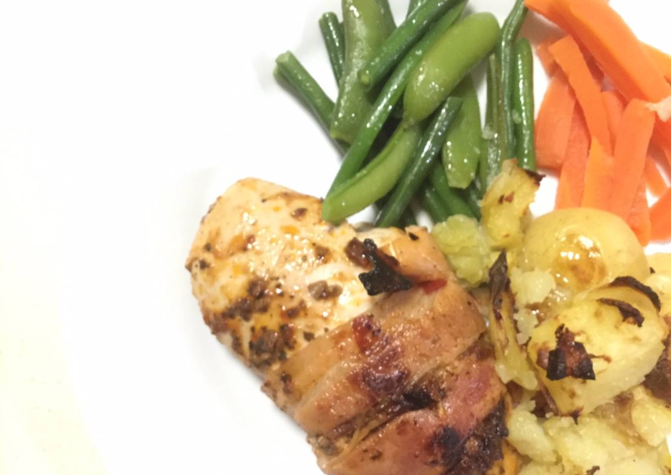 Baked Chicken with pesto and bacon