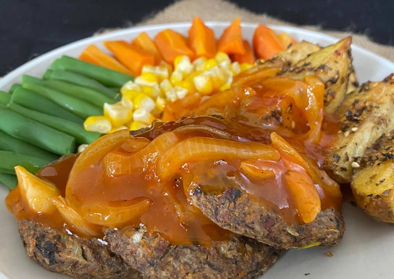 Hamburg steak kulit pisang