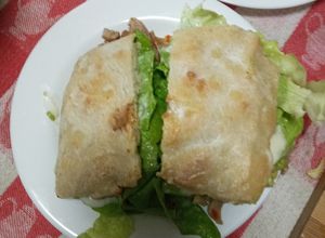 Una foto de Sándwich de sábado por la noche.🍔