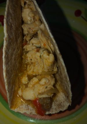 Una foto de Tacos o fajitas de pollo!!con rapiditas integral👌👌