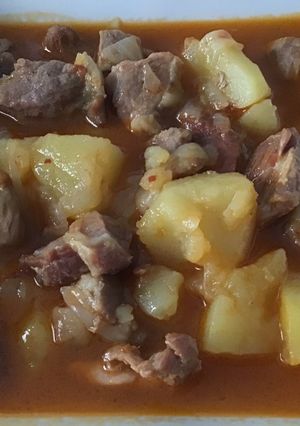 Foto principal de Carne de cerdo con paprika en salsa