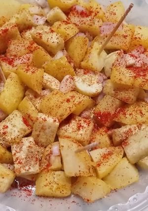 आलू पनीर चाट (Aloo paneer chaat recipe in hindi) रेसिपी मुख्य फोटो