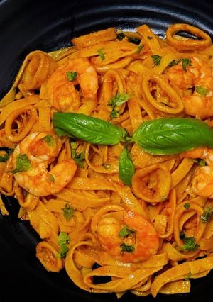 A picture of Creamy Tomato Seafood Tagliatelle.