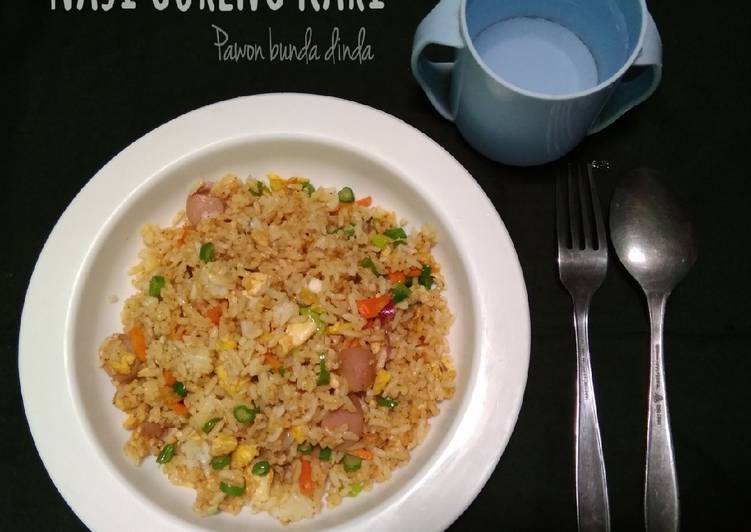 Cara Gampang Menyiapkan Nasi goreng kari sayur Anti Gagal