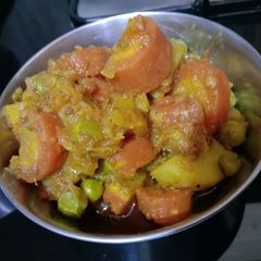 A picture of Aloo Gajar Matar Sabzi.