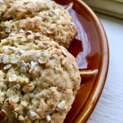 A picture of Oaty and Lemony Biscuits 🍋.