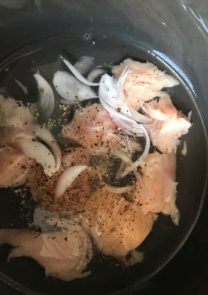 A picture of Boiled chicken.