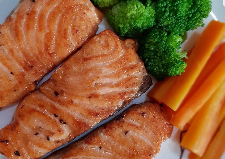 Cara mudah mengolah Grilled salmon, Enak