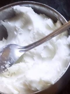 होममेड मक्खन(homemade makhan recipe in hindi) रेसिपी मुख्य फोटो