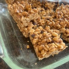 A picture of Rice Krispies!!!!.