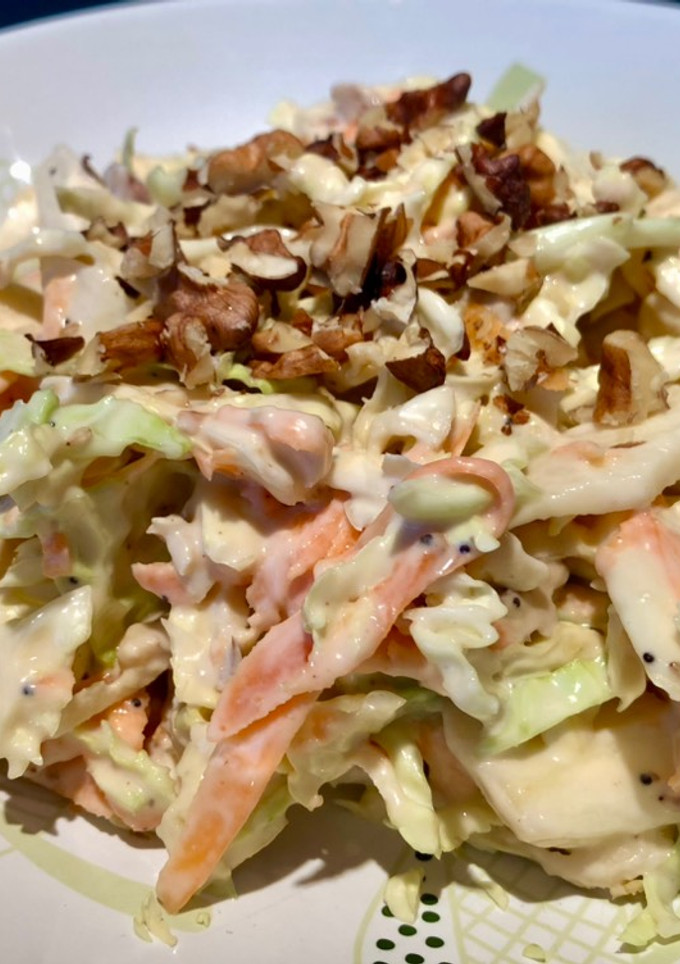 Una foto de Ensalada americana de col