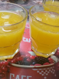 A picture of Orange Juice.