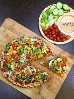 عکسی از دستور پیتزا سبزیجات با مرغ😍