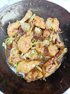 A picture of Green Chilli Chicken Karahi 🍲🍲.