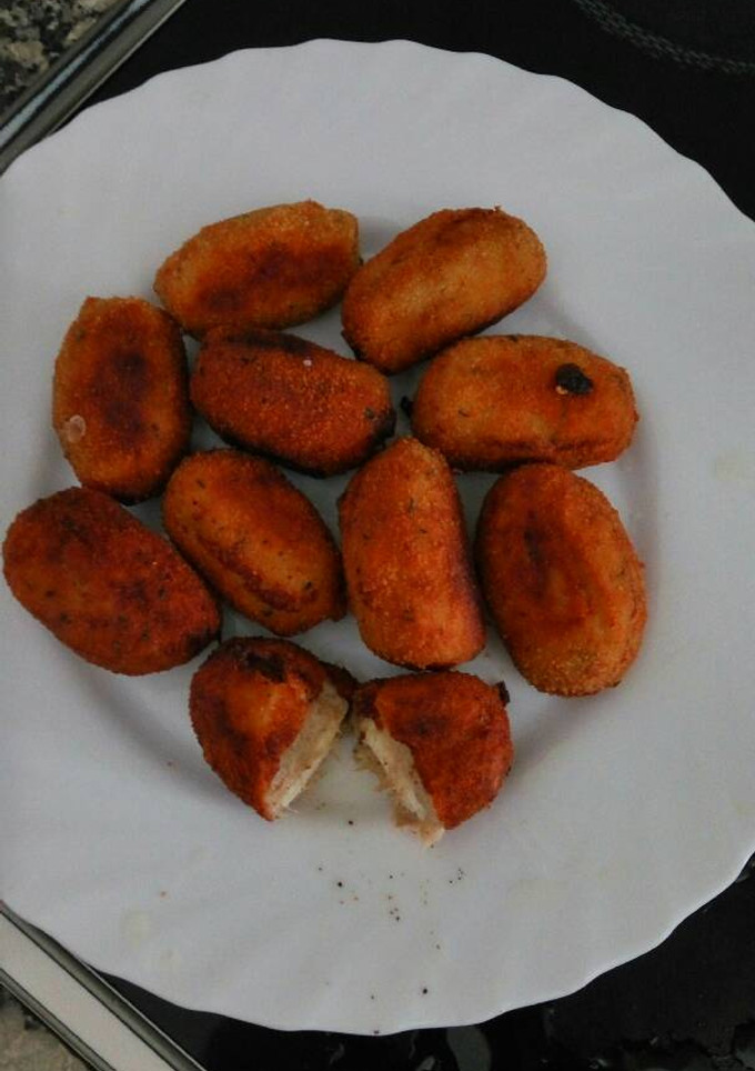 Una foto de Croquetas de atún y queso