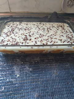 Una foto de Postre reciclado😋