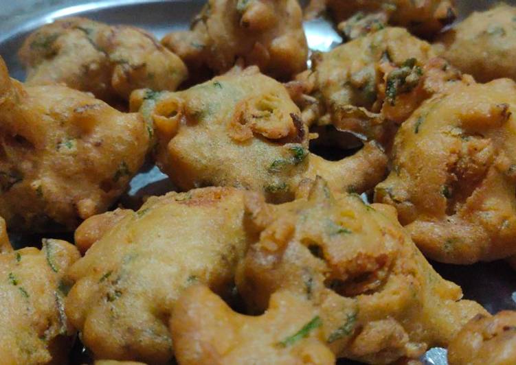 Recipe of Perfect Kanda Bhajiya