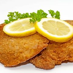 A picture of German Schnitzel.