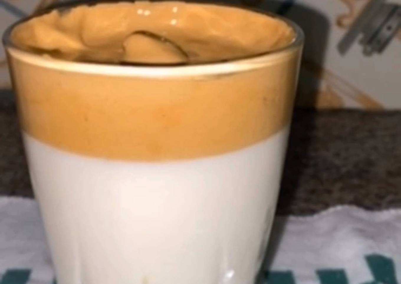 Dalgona Coffee
