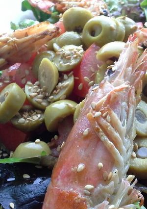 Foto principal de Ensalada con gambas a la plancha