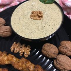 A picture of Doon Chetin Kashmiri walnut chutney.