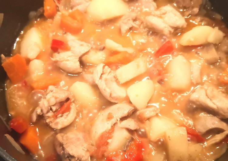 Step-by-Step Guide to Make Quick Chicken &amp; Vegetables Casserole😙🍽🍜🐤🍋🌶🍅🥕🌞🍹