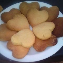 A picture of Crunchy Love cookies.