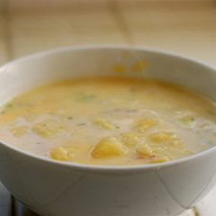 A picture of Cheesy Potato Soup.