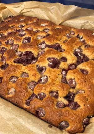 Meggyes piskóta recept fotója