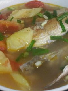 Hình của món Canh chua cá thu.