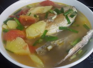 Hình của món Canh chua cá thu.